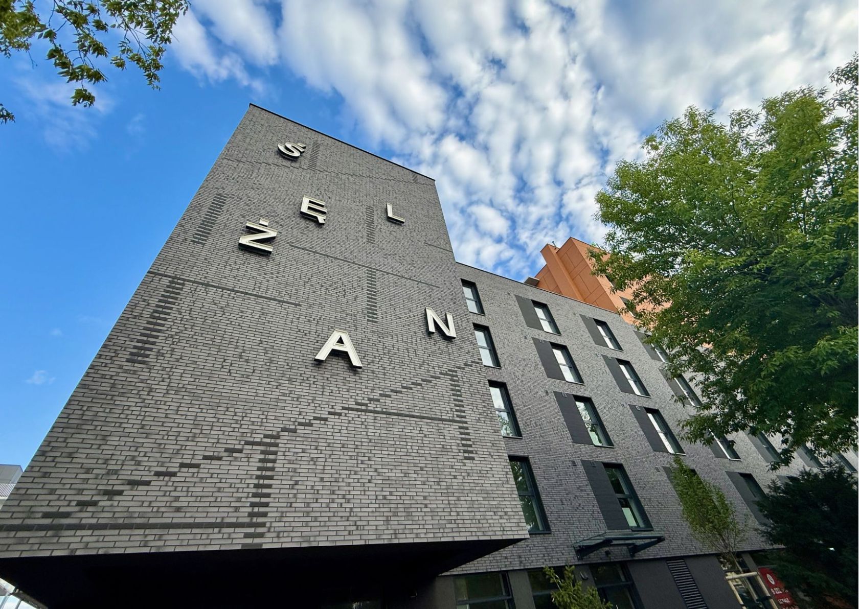 Wrocław budynek Ślężna Vita